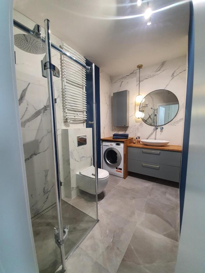 Apartament Przy Metro Варшава Экстерьер фото